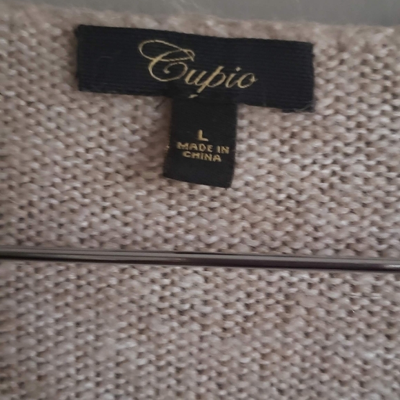 Cupio Sweater Tan - Picture 4 of 5
